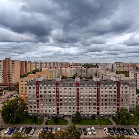 Strawberry Apartment Братислава Екстериор снимка